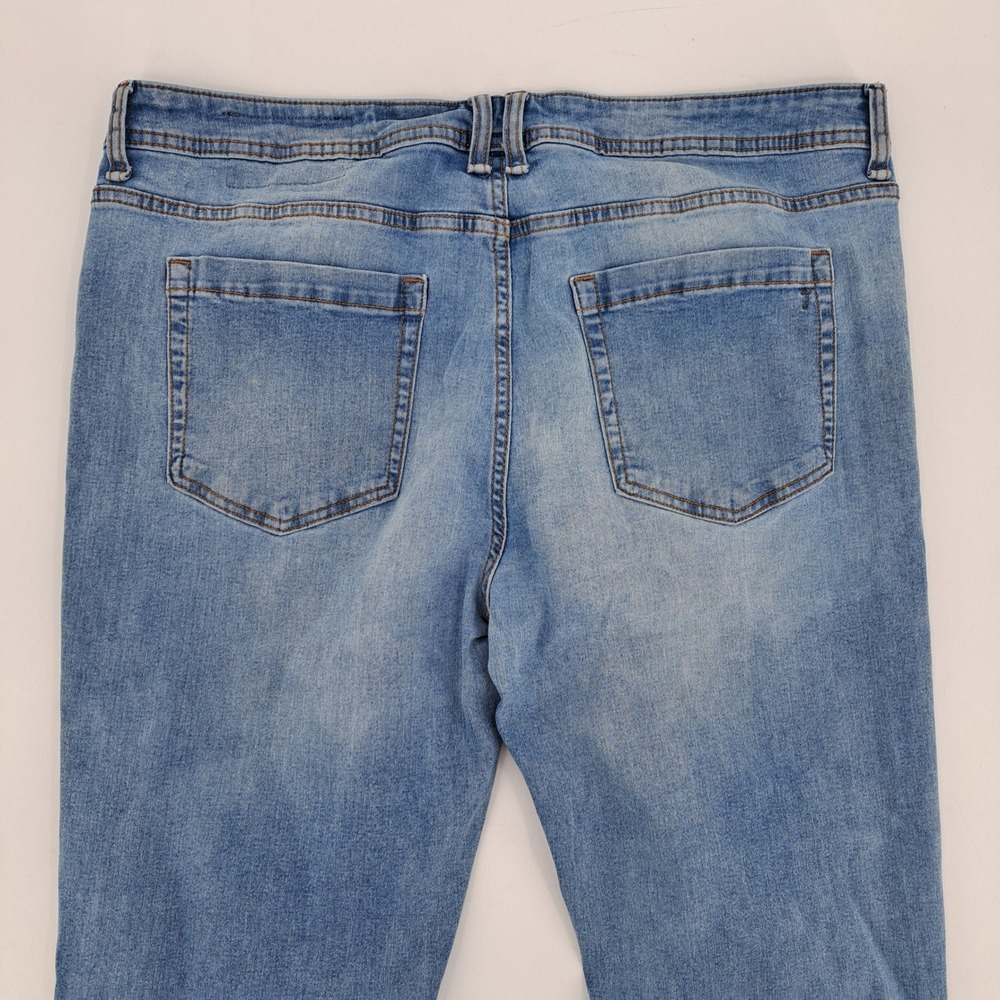 The Perfect Jean NYC Slim Fit Jeans Mens 38x36 Cotton Blend Light Blue Stretch - Picture 7 of 10